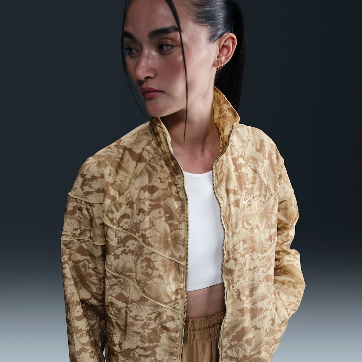 ナイキ　プリンテッド　ウインドランナー　セットアップ NIKE ナイキ ウインドブレーカー上下セット レディース